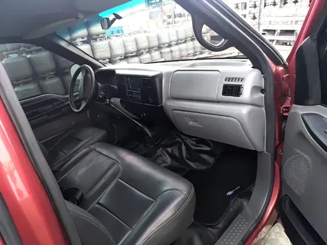 Ford F-250 XLT 4.2 TB Diesel 2001