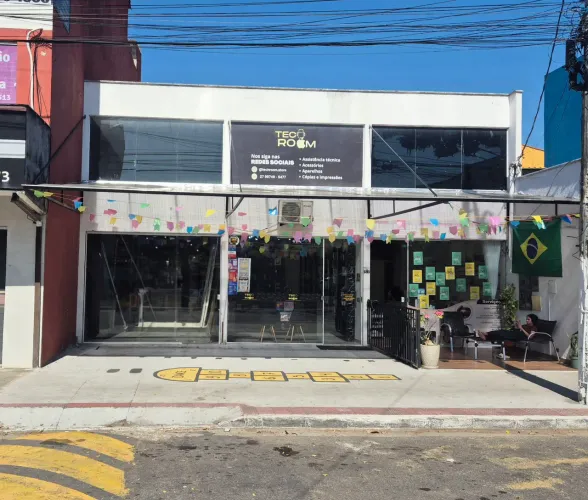 LOJA COMERCIAL MORADA DE LARANJEIRAS