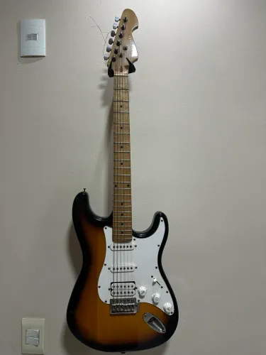 Guitarra Michael Stratocaster