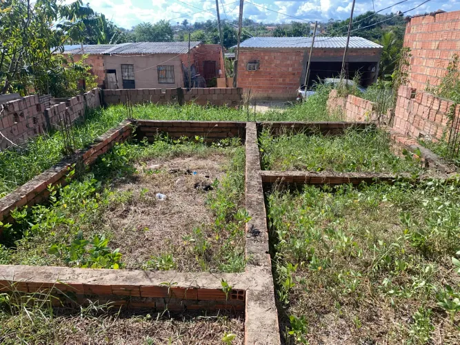 Vende- se terreno negocio