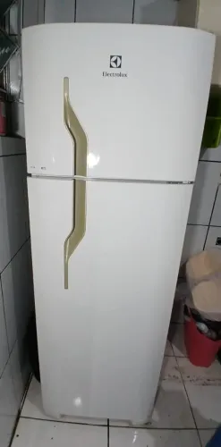 Geladeira duplex  Eletrolux 260 L super conservada