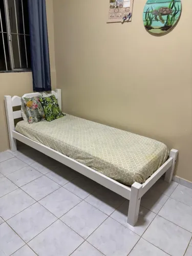 Cama de solteiro com colchão