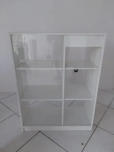 Balcão de vidro e mdf