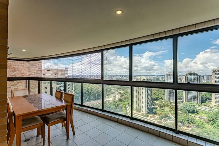 Apartamento com 4 Quartos, Parque do Morumbi - São Paulo