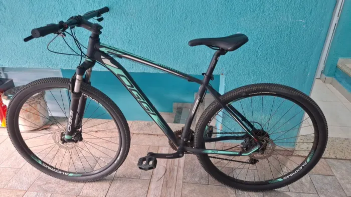 Vendo bicicleta Oggi 7.2 e 7.0
