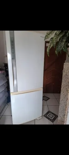 geladeira panasonic 423L