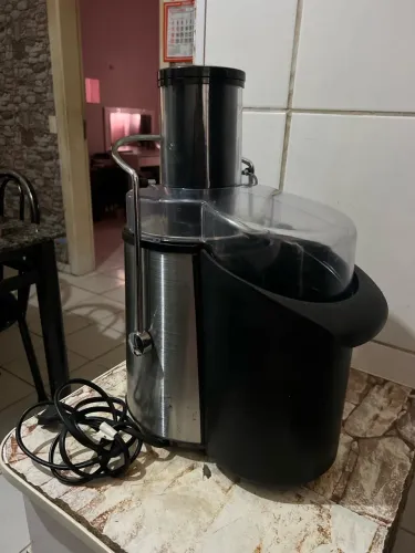 MÁQUINA DE FAZER SUCOS POTENTE / EXTRAI A CASCA DA FRUTA 
