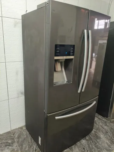 Geladeira French door Samsung RF23HCEDBSR 626 Litros 127 volts