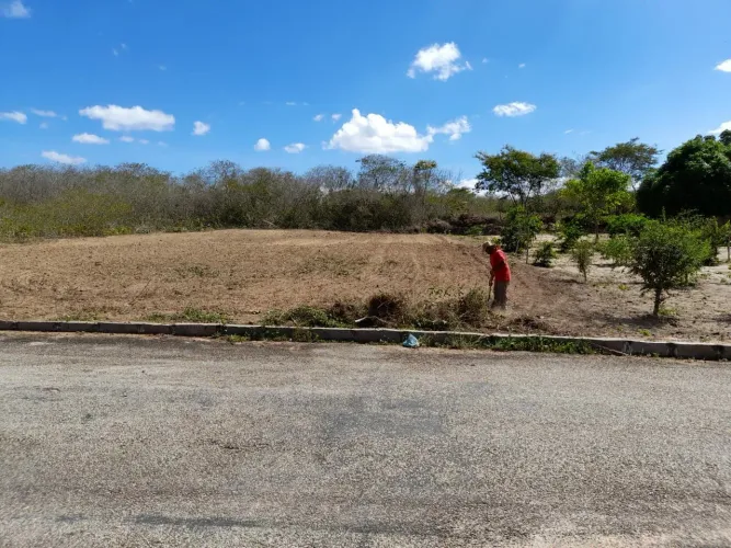 Terreno 799m² com escritura pública Condomínio Lagoa do Mato BR-304 Macaíba RN