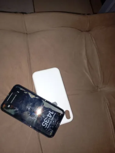 Vendo iPhone XR novo é troco por um ps4 