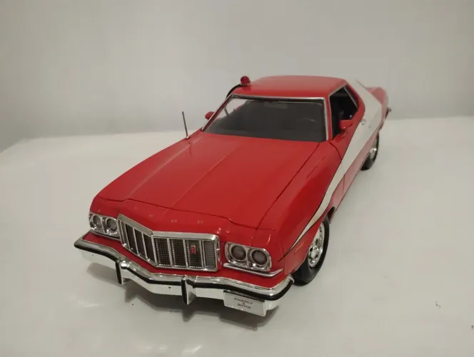 Miniatura antiga rara Ford grand Torino starky & hutch 1970 1/18 ertl