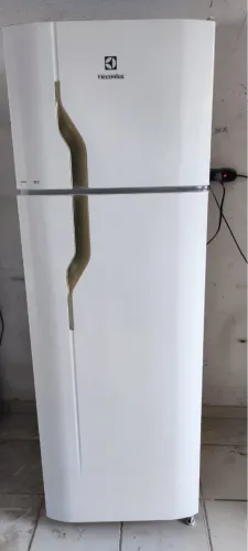 Geladeira Electrolux gelando perfeitamente