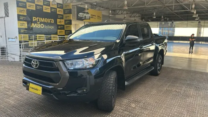 Toyota Hilux CD SR 4X4 2.8 TDI Diesel Aut. 2024