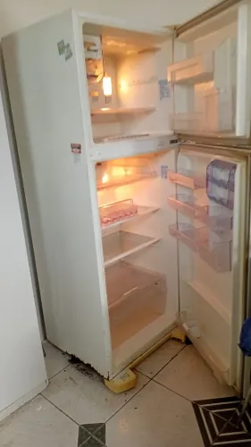 Vendo geladeira gelo seco