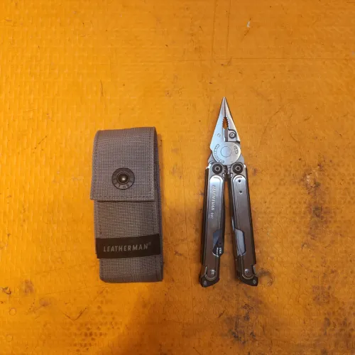 Canivete leatherman arc 