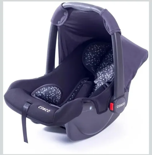 Bebê conforto semi novo 