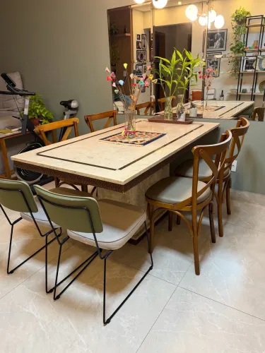 Mesa de jantar de mármore travertino LINDA