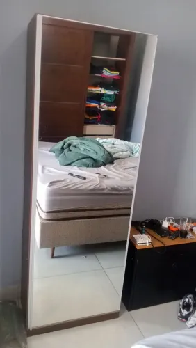 Sapateira espelhada semi nova entrega