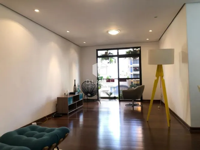 Apartamento à venda no bairro Cambuí em Campinas