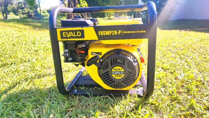 Motobomba a Gasolina EVALD EVSWP20-P 212cc - NOVA Nunca Utilizada - R$ 850