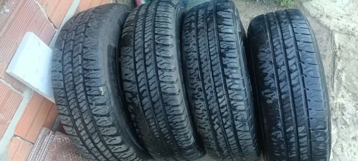 Peneu aro 14 para Kombi i topic