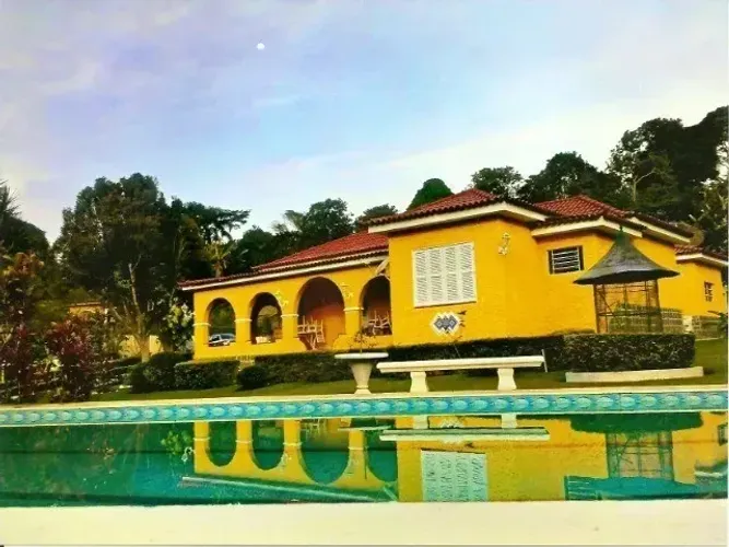 Imóvel para venda tem 500 metros quadrados com 7 quartos em Vila Margarida - Miguel Pereir