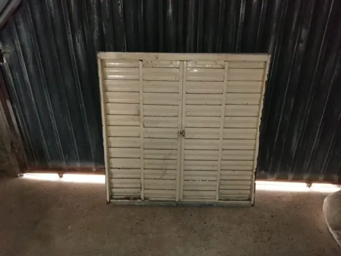 Janela de aço galvanizado