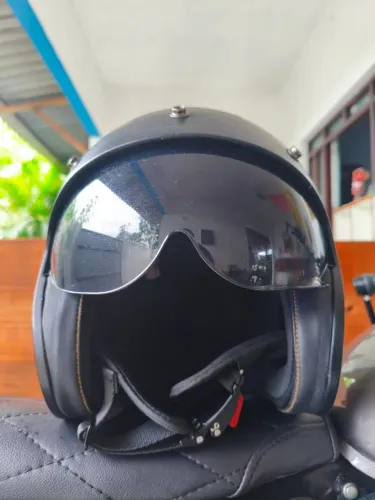 Capacete ls2 spitfire nem duas semanas de uso