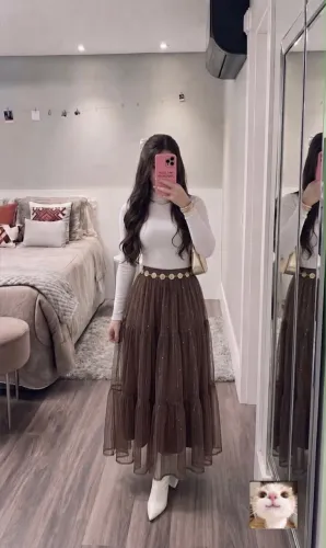 Saia marrom