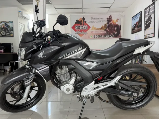 Twister 250 por apenas 12X 1.670,00 no cartão de crédito e 1.500,00 de Entrada