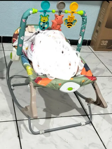Cadeira para descanso bebê