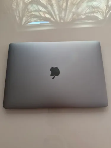 Macbook air m1 2020 16 gb ram 500gb ssd