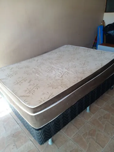 Cama box completa casal padrão já higienizado pronto pra uso .