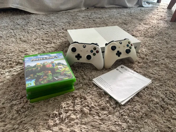 Xbox One S 1TB 