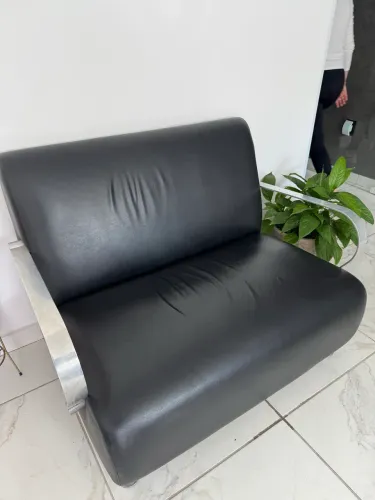 Jogo de Poltronas em Couro Sintético Preto