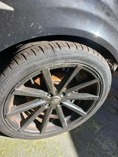 Rodas e pneus aro 18