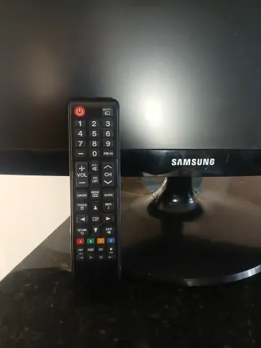 Monitor de PC e TV marca SANSUNG
