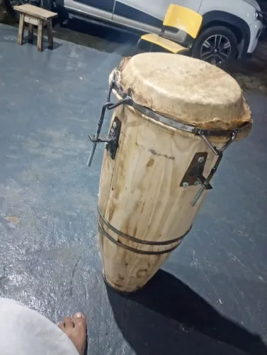 Congas e atabaques