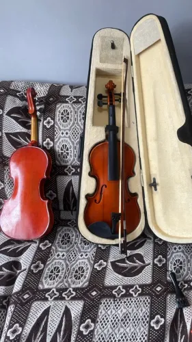 violinos cremona 1995 e strauss