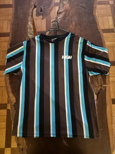 VENDO CAMISETA EXCLUSIVA