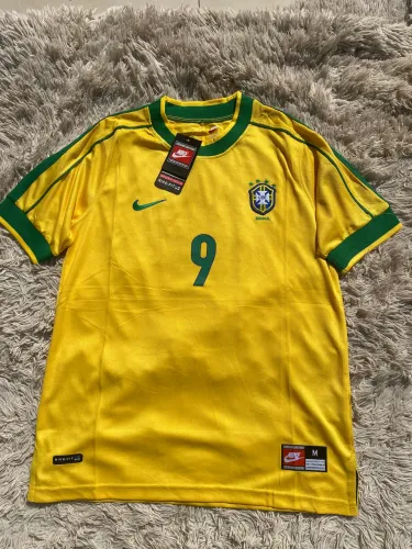 Camisa Brasil Retrô Amarela 1998 - Ronaldo 9