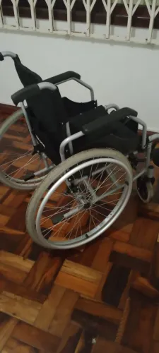 Cadeira de Rodas 