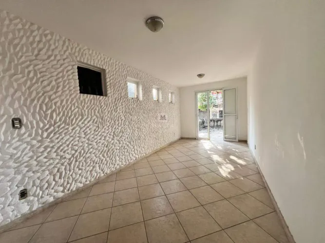 Casa para locação no bairro Jardim América