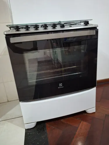 FOGÃO ELECTROLUX 5 BOCAS 76UBQ - TRIPLA CHAMA - ÓTIMO ESTADO