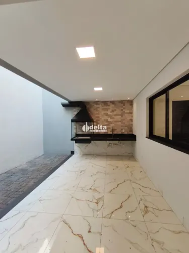 Casa residencial com 3 quartos sendo 1 suíte disponível para venda no bairro Cidade Jardim