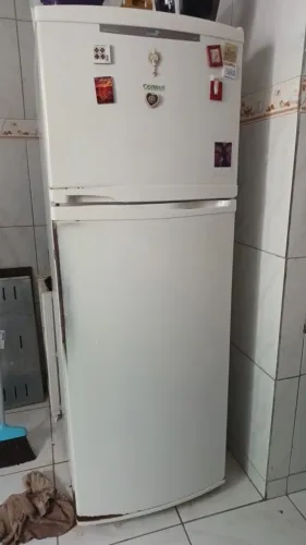 Vendo Geladeira Consul Funcionando Perfeitamente