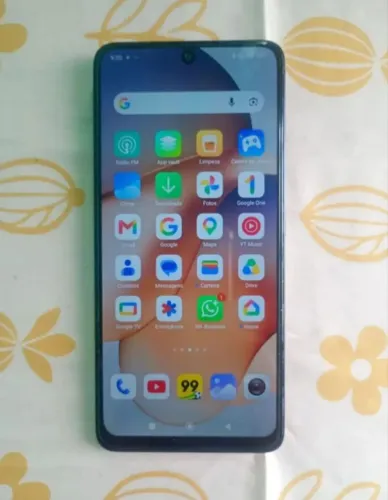 REDMI NOTE 13 256 GB UM TRINCO NA TELA FIO DE CABELO