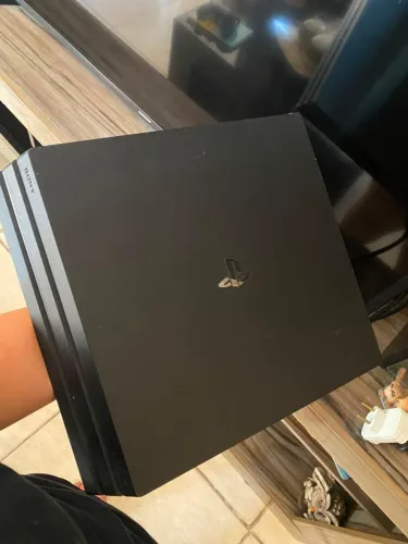 Vendo ps4 pro