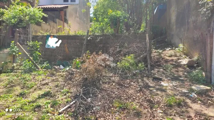 Terreno medindo 396m² à venda no Bairro Partenon