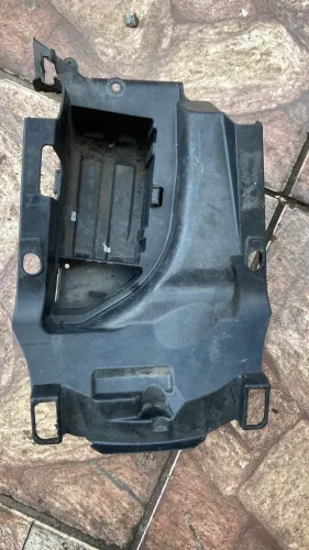 Suporte caixa da bateria cbr 600rr 2006